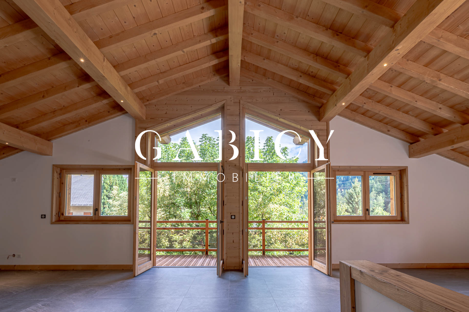 GRANDS VOLUMES - LONGEFOY (73)