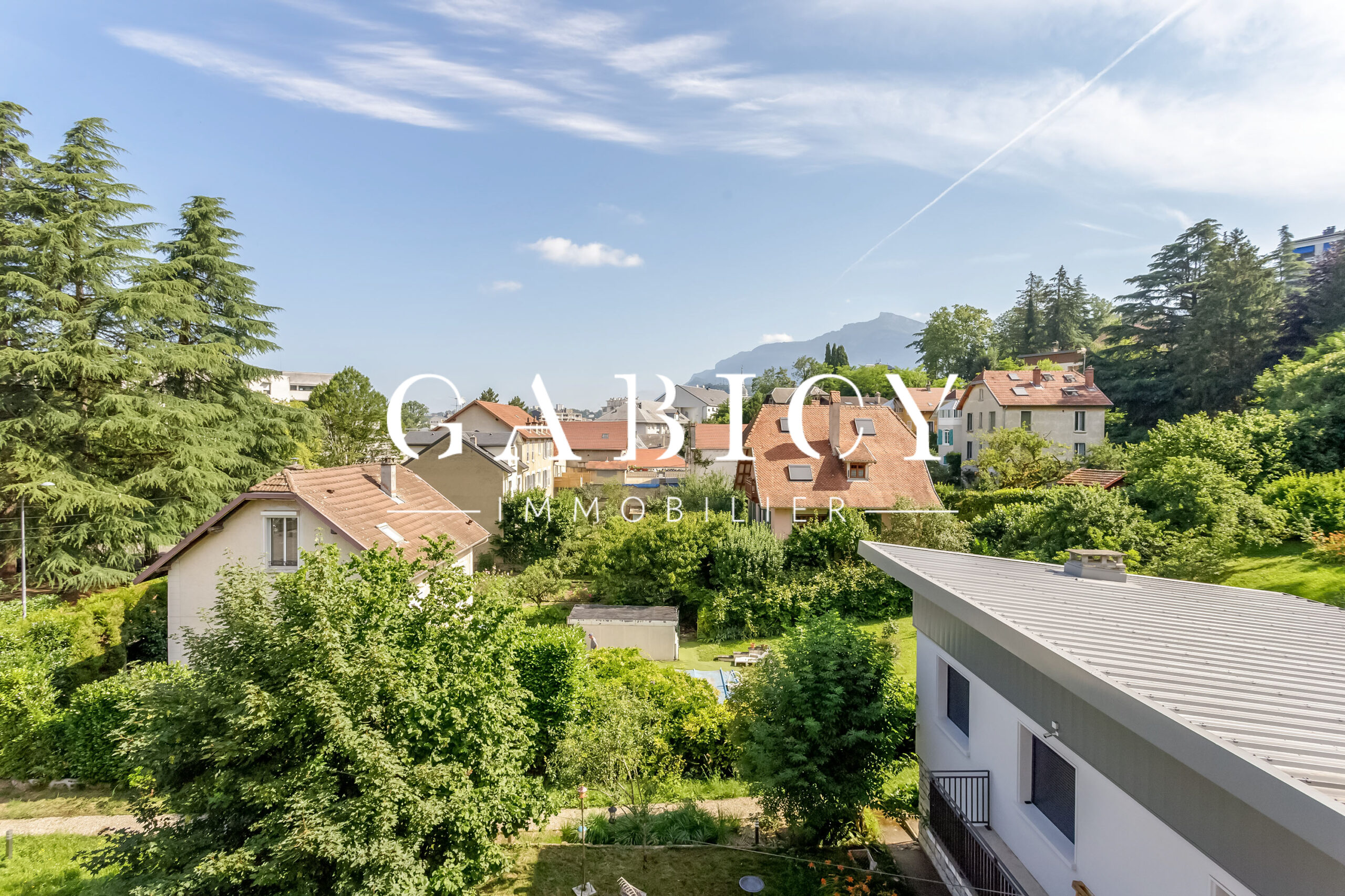 T2 VUE DÉGAGÉE - CHAMBÉRY (73)