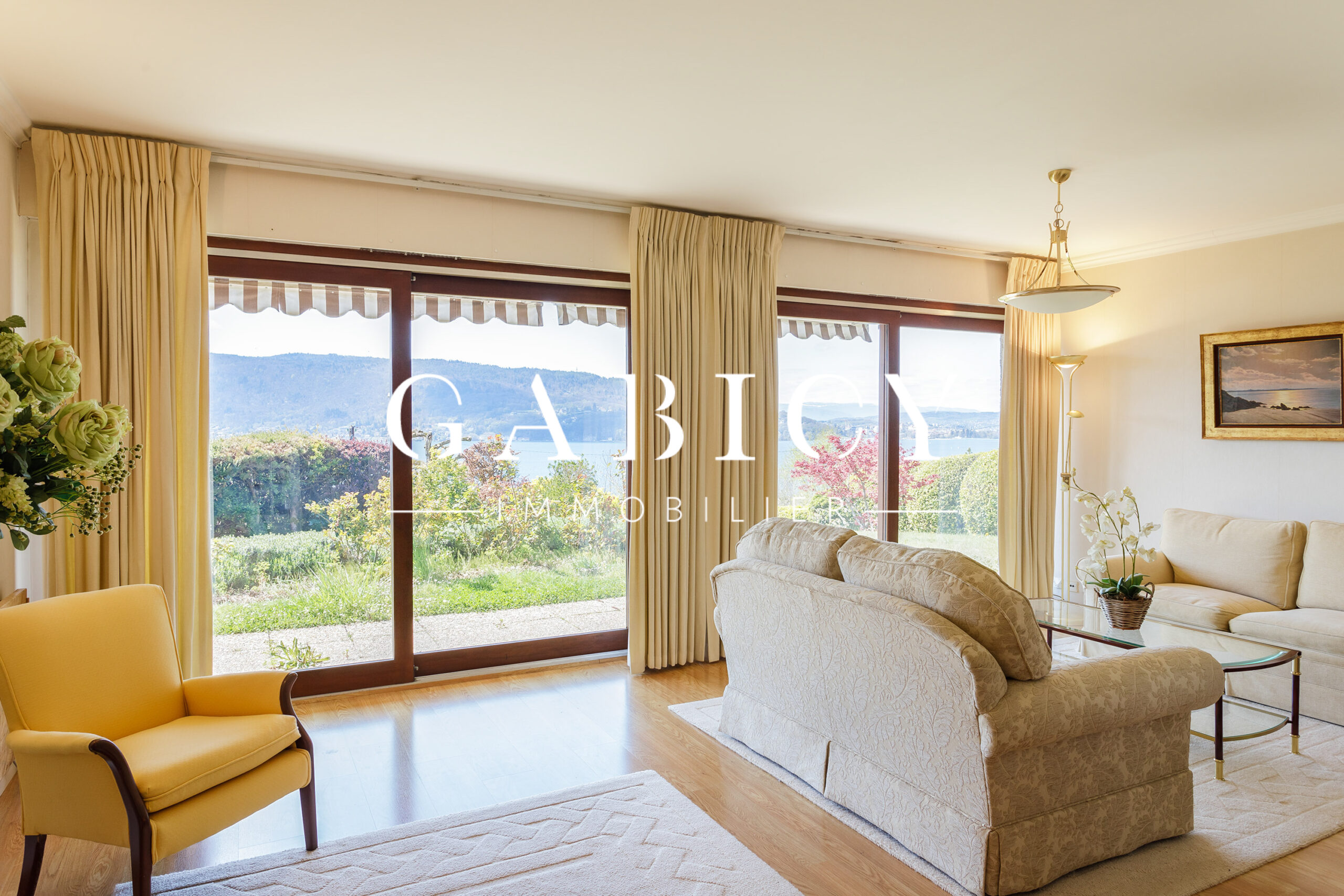 VUE LAC ET JARDIN - VEYRIER-DU-LAC (74)